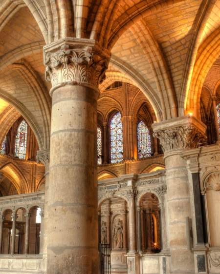 → Novotel Reims Tinqueux · Hôtel 4 étoiles Reims