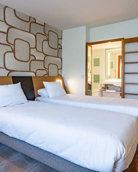 → Novotel Reims Tinqueux · Hôtel 4 étoiles Reims · Chambres