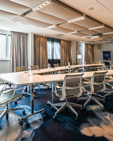→ Novotel Reims Tinqueux · 4-star Hotel Reims · Seminars & Events