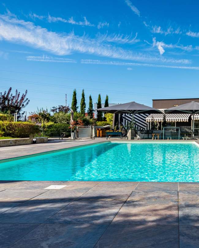 → Novotel Reims Tinqueux · Hôtel 4 étoiles Reims