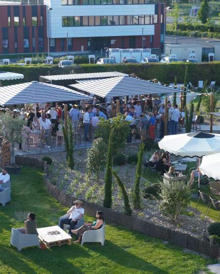 → Novotel Reims Tinqueux · Hôtel 4 étoiles Reims 