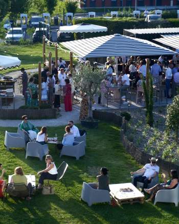 → Novotel Reims Tinqueux · Hôtel 4 étoiles Reims · Restaurant
